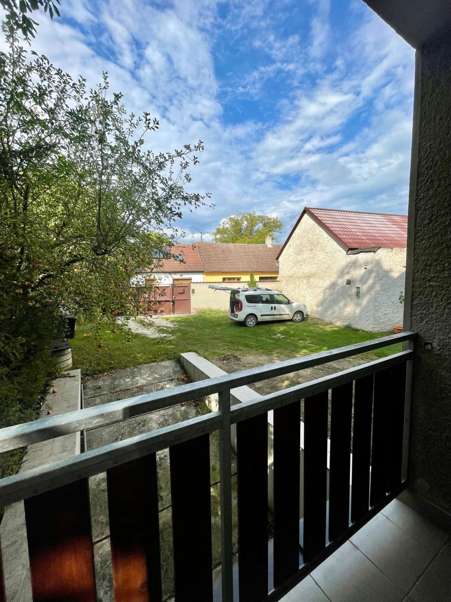 Apartment S Terasou Lysa Lysá nad Labem Eksteriør billede